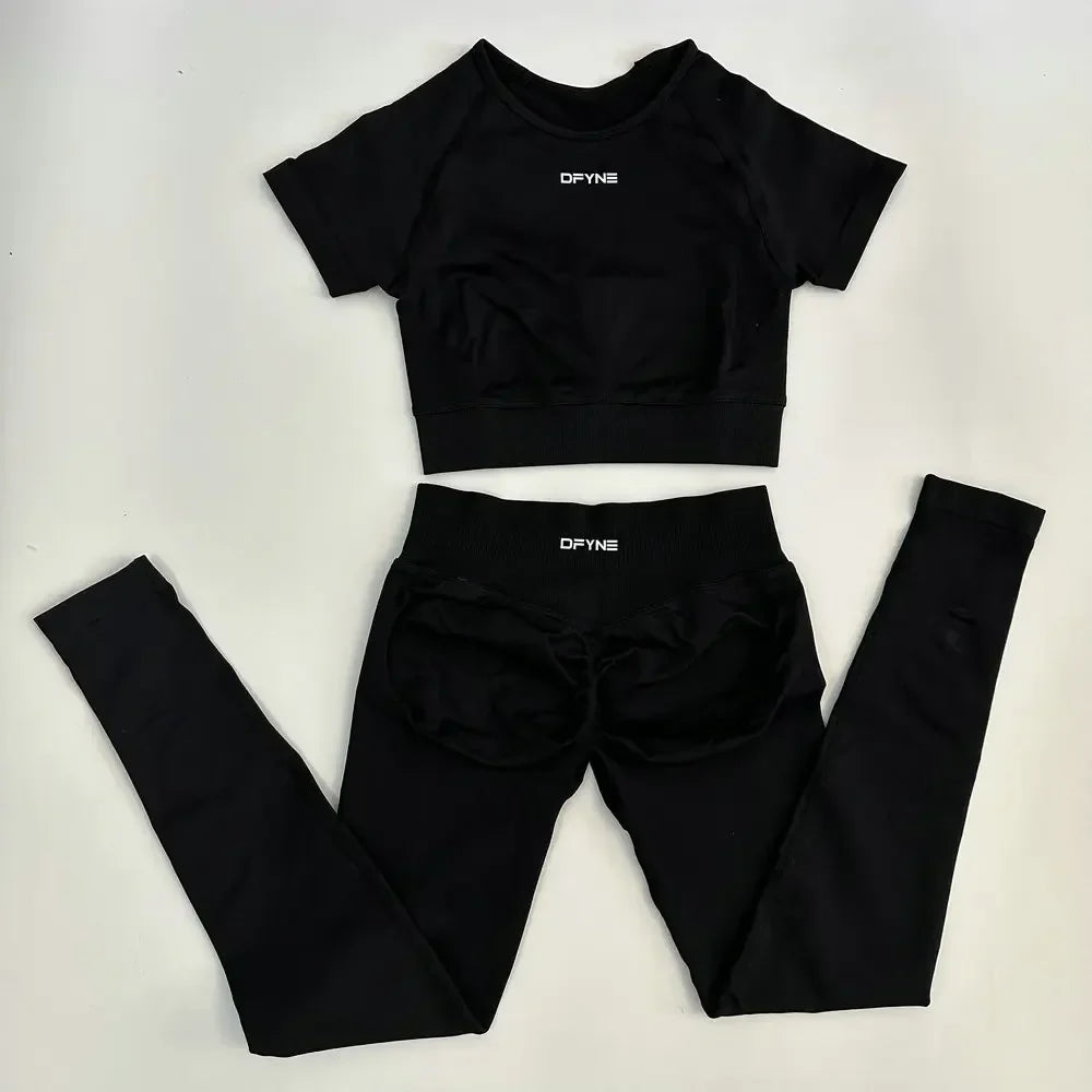 2-Piece Yoga Outfit Fitness Apparel Set for Women